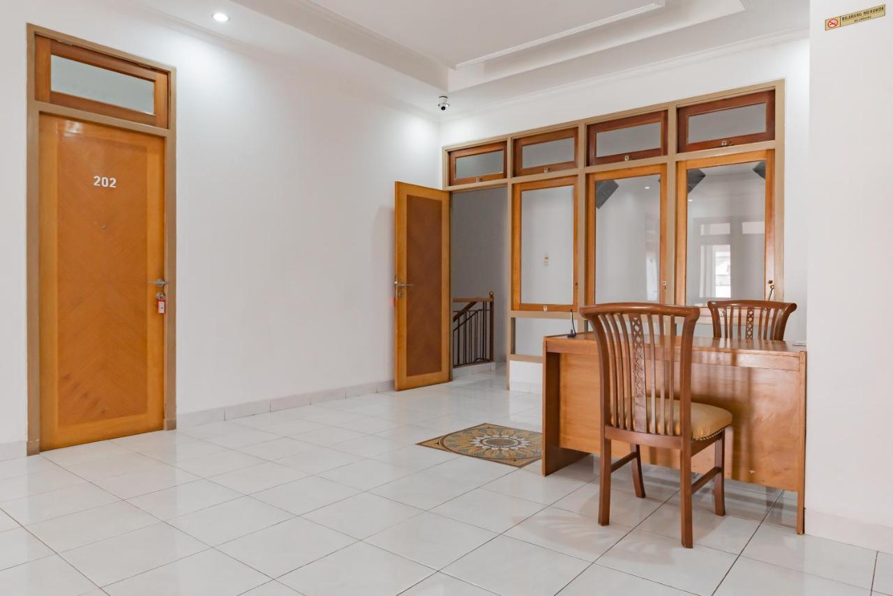 Reddoorz Plus Near Universitas Maranatha Bandung 2 Kültér fotó