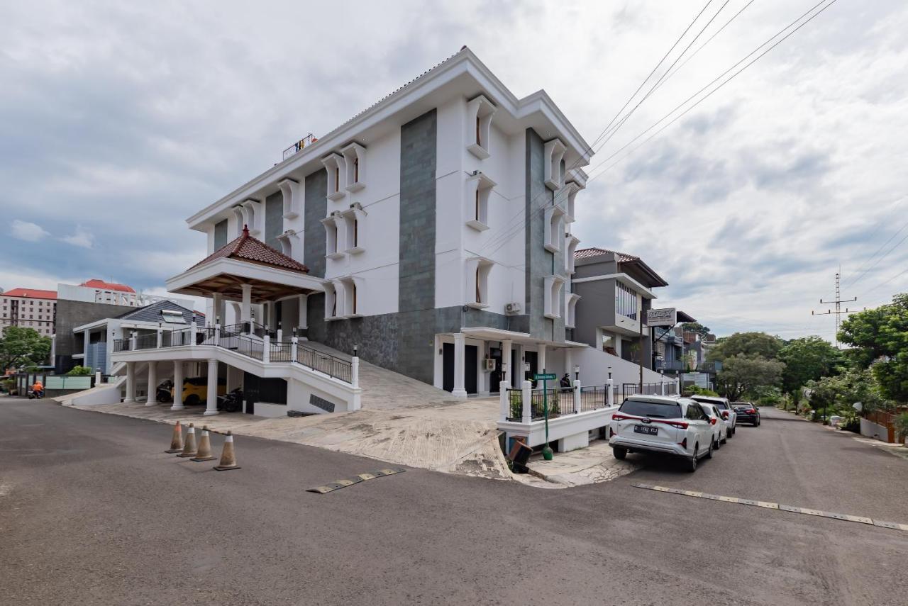 Reddoorz Plus Near Universitas Maranatha Bandung 2 Kültér fotó
